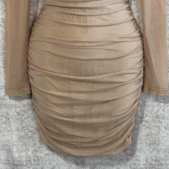 Princess Polly Mesh Ruched Bodycon Dress Size 4 - Picture 4 of 9